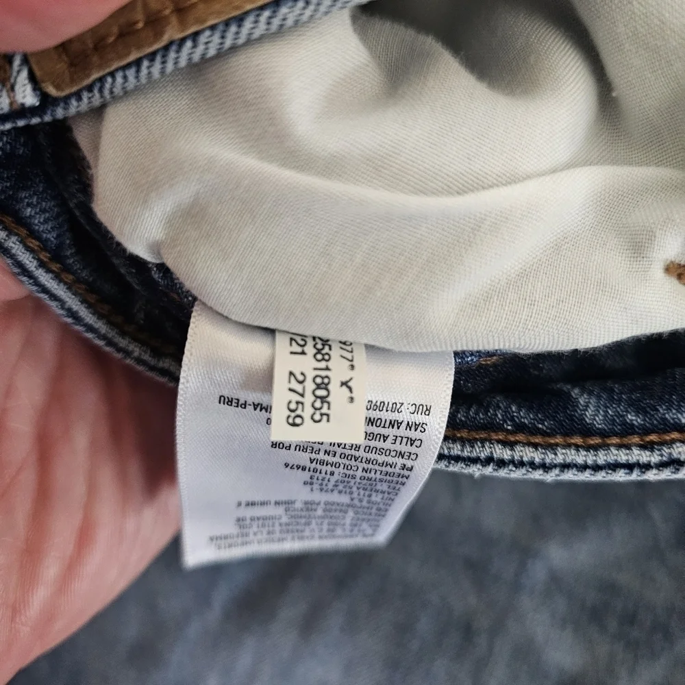 AEO Tomgirl Buttonfly Jeans - 18 short